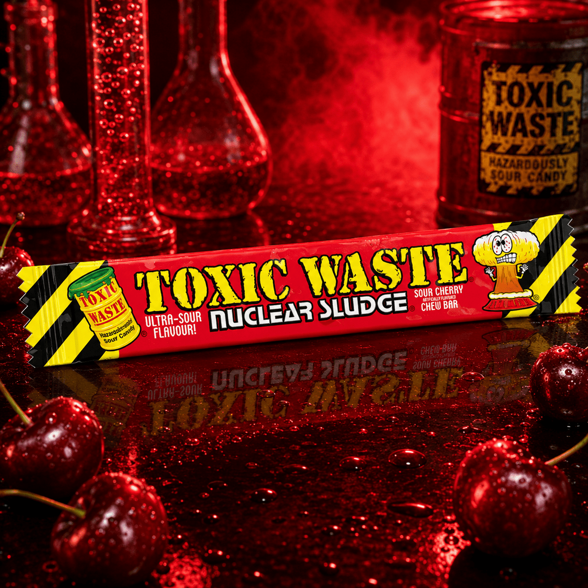 Toxic Waste Sour Cherry Chew Bar 20 g – Saurer Kirsch-Kauriegel – American Candy & Snacks – CANDYKÖNIG